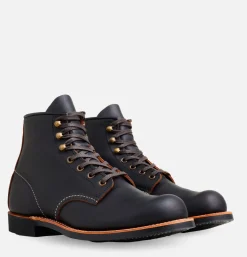 3345 - Blacksmith Black
