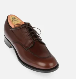 M2608 - Chaussures U-Tip Brown Vegano